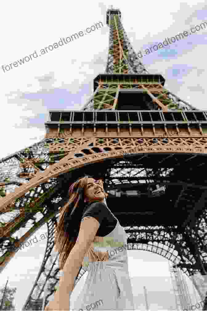 Charlie Little Tramp Elisabeth Marrou Performing In Front Of The Eiffel Tower, Surrounded By A Crowd Of People. Charlie S Little Tramp Elisabeth Marrou