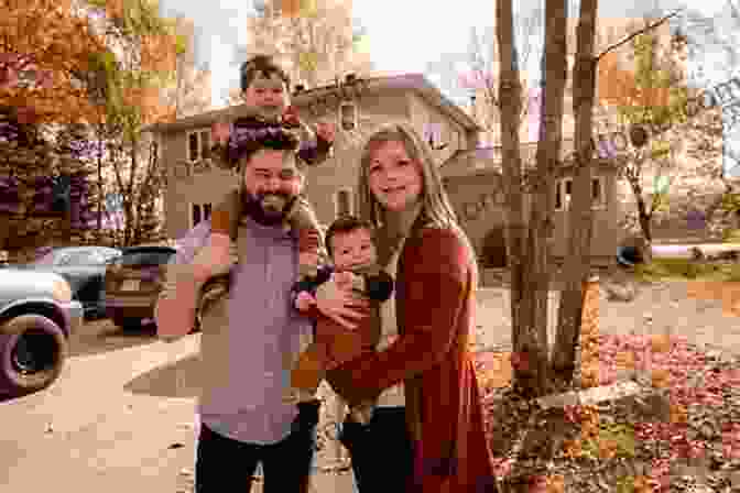 Working Class Family Gathered In Their Modernized Home How The Working Class Home Became Modern 1900 1940 (Architecture Landscape And Amer Culture)